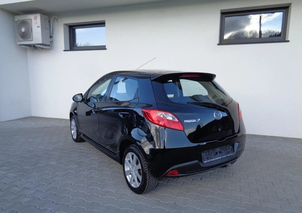 Mazda 2 cena 13900 przebieg: 152000, rok produkcji 2011 z Namysłów małe 172